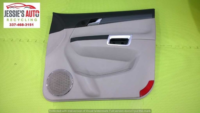 08-10 VUE XE HYBRID PASSENGER RIGHT FRONT INTERIOR DOOR PANEL OEM 2172-141
