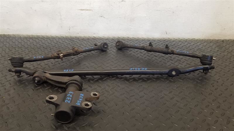 99-00 Cadillac Escalade Steering Tie Rod Assembly W/ Center Link OEM 26050590