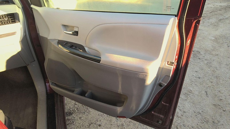 Front Door Trim Panel TOYOTA SIENNA Right 14 13 12 11