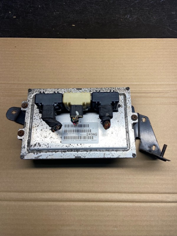 2001 Dodge Durango 4.7LEngine Computer Module ECU PCM AE4683 DG