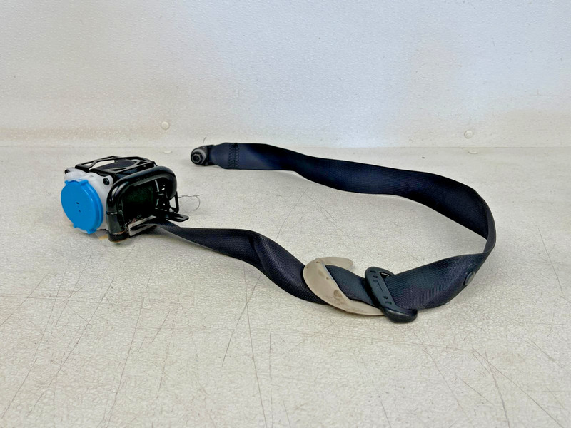 ⭐2013-2020 INFINITI QX80 FRONT LEFT DRIVER SIDE SEAT BELT RETRACTOR OEM LOT2628
