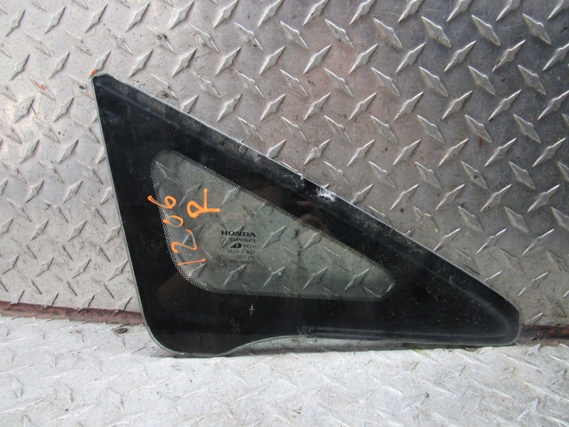 2006-2011 HONDA CIVIC SEDAN RIGHT PASSENGER FRONT VENT WINDOW GLASS