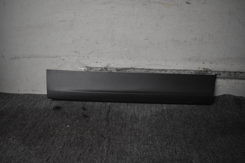 2019-2022 PORSCHE CAYENNE REAR RIGHT SIDE DOOR MOLDING FACTORY OEM
