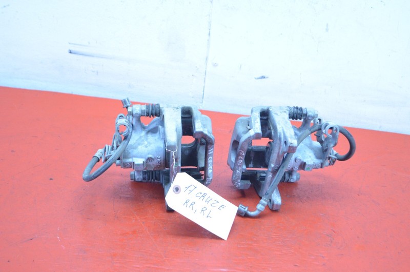 16-19 CHEVROLET CRUZE FWD REAR RIGHT / LEFT BRAKE CALIPER SET OEM