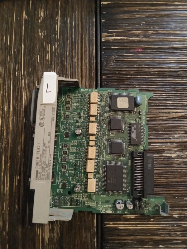 OMRON CQM1H-PLB21 PULSE I/O Board.
