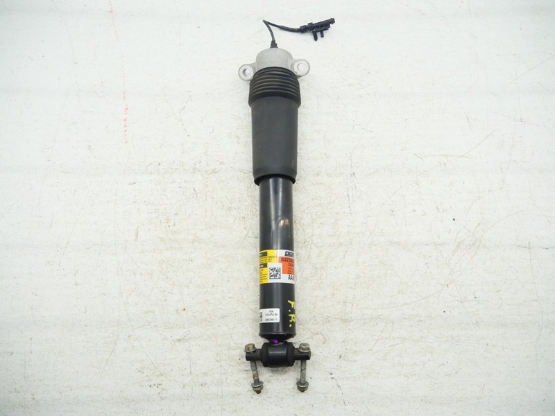 2014-2019 Chevrolet Corvette C7 Front Shock Absorber LH RH OEM 84235048