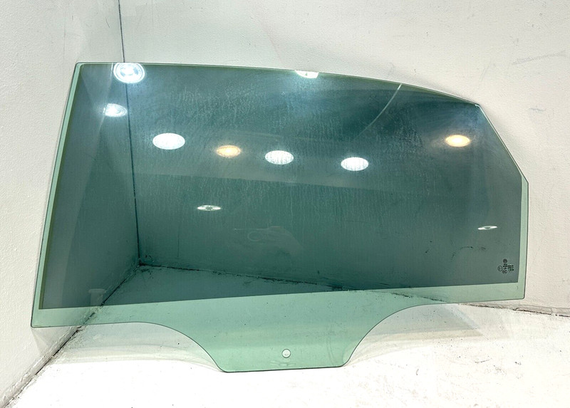 2012-2018 VOLKSWAGEN PASSAT LE REAR LEFT SIDE DOOR WINDOW GLASS GREEN OEM