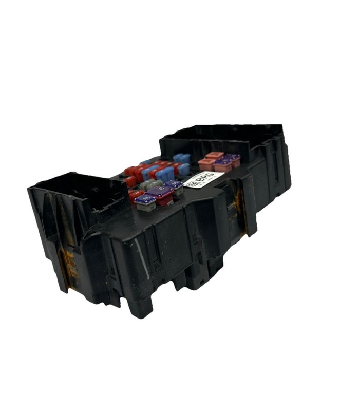 Chevy Silverado junction box 2018 fuse relay block box assy OEM 23459420