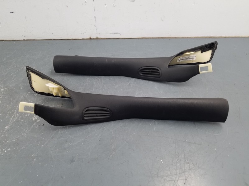 2007 Chevy Corvette C6 Z06 A Pillar Trim Panels #9469 VV10