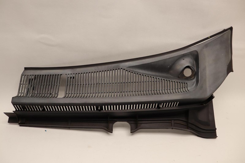 2011-2016 FORD F250 SD CREW WINDSHIELD LEFT DRIVER COWL GRILL PANEL COVER OEM