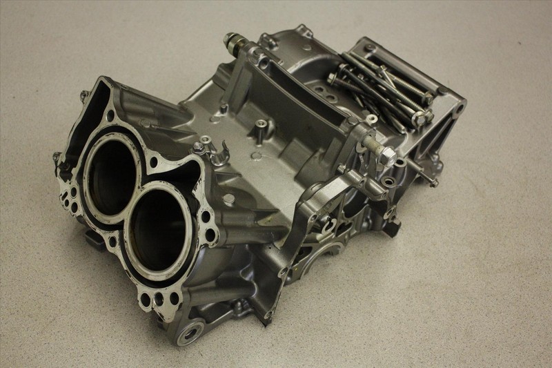 2012 HONDA NC 700 X ENGINE MOTOR CYLINDER JUG CASE BLOCK CASING UPPER NC700 12