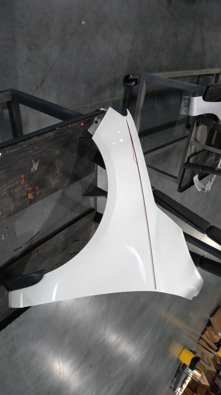 2013 KIA FORTE Left Fender White 577986 Used OEM Part 125000 Miles