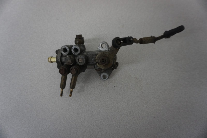 2003 Arctic Cat OEM Oil Injection Pump Ass'y Firecat 700 EFI 3007-563