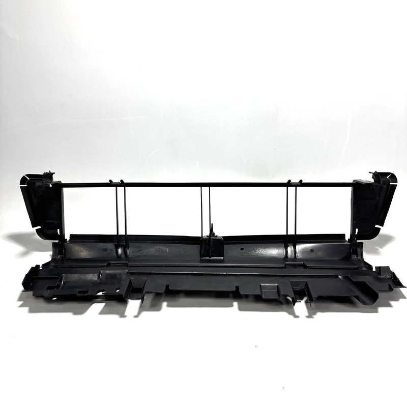 📌 2012-2015 MERCEDES-BENZ C250 RADIATOR FAN SHROUD LOWER AIR DUCT BAFFLE OEM