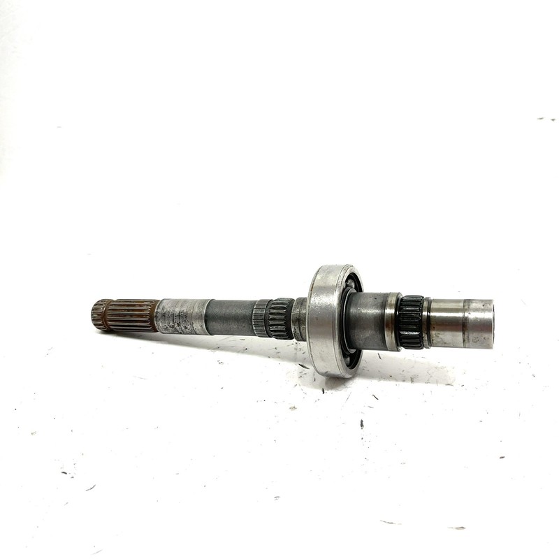 95-98 Polaris Magnum 425 4X4 OEM Transmission Output Shaft W/Brg 3233150 AP201