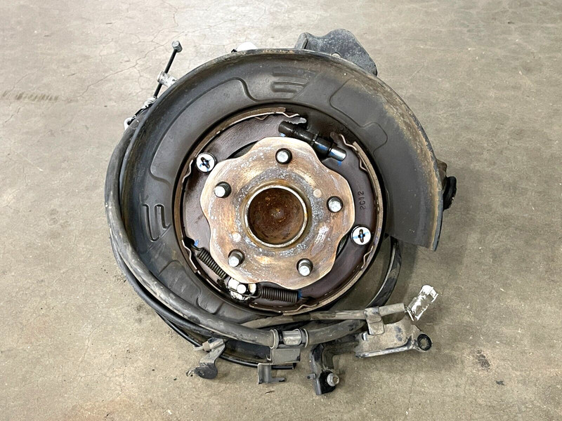 ⭐2011-2015 LEXUS RX450H REAR RIGHT PASS SIDE SPINDLE KNUCKLE WHEEL OEM LOT2456
