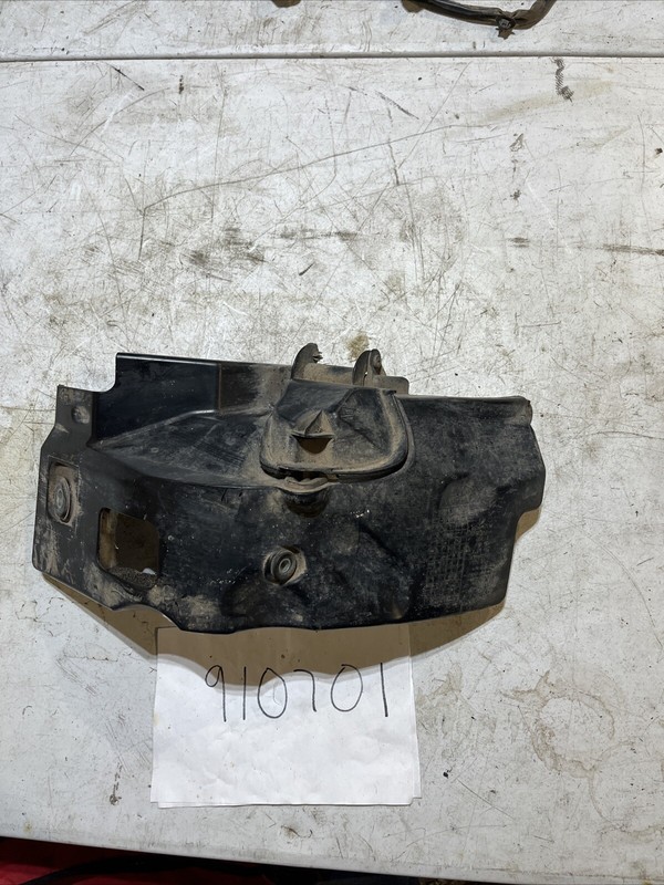 2004- 2007 TOYOTA HIGHLANDER TRANSMISSION CASE COVER 35151-48010