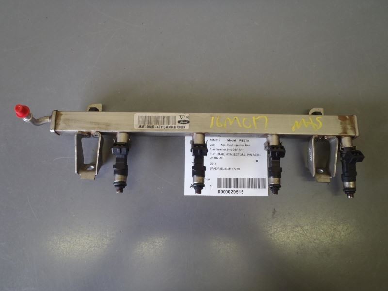 Fuel Rail With Injectors Thru 01/11/11 Fits 2011 Ford Fiesta 71666