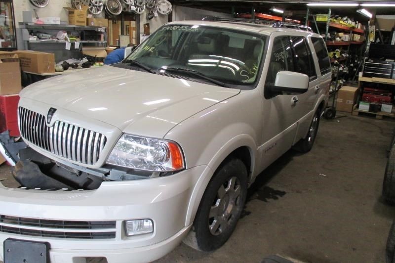 Transfer Case Fits 06 NAVIGATOR 417313