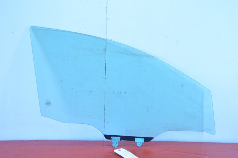 13-19 NISSAN SENTRA FRONT RIGHT PASSENGER SIDE DOOR WINDOW GLASS OEM