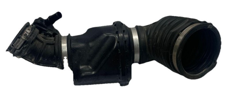 Chevy Equinox air cleaner intake 18 23 outlet duct hose tube pipe 84898707 1.5L