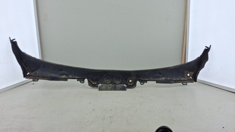2012 - 2015 BMW 320i F30 xDrive Front Windshield Wiper Cowl Cover Panel OEM