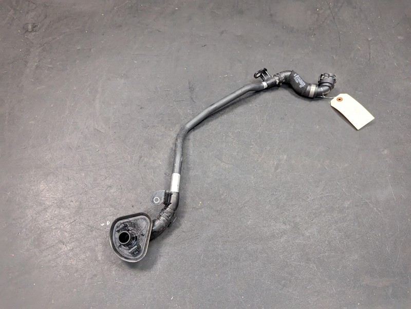 Engine Coolant Hose Tube 2021 Audi A6 4K1121071D 2020 2022 2023
