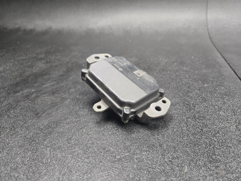 Front Adaptive Cruise Distance Sensor 2021 Toyota RAV4 88210-06050 2019 - 2022