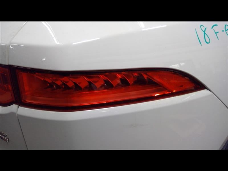 Passenger Tail Light Quarter Panel Mounted Fits 17-20 F-PACE 1132839