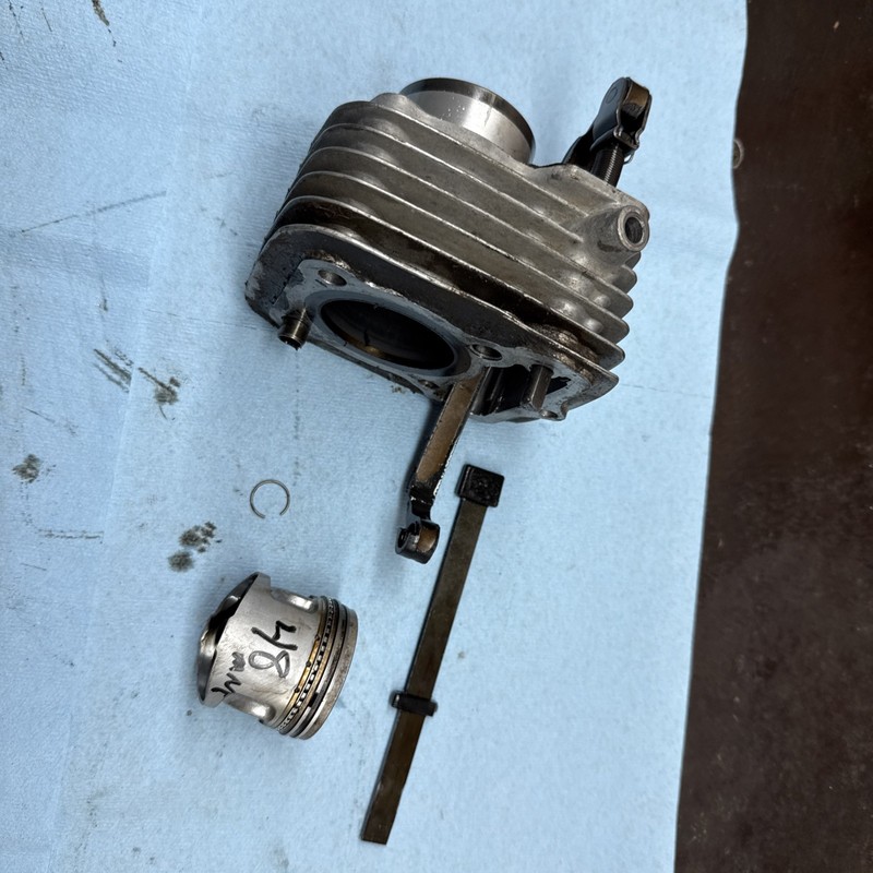 1977 - 1978 honda xr75 Motor Cylinder Jug 48mm