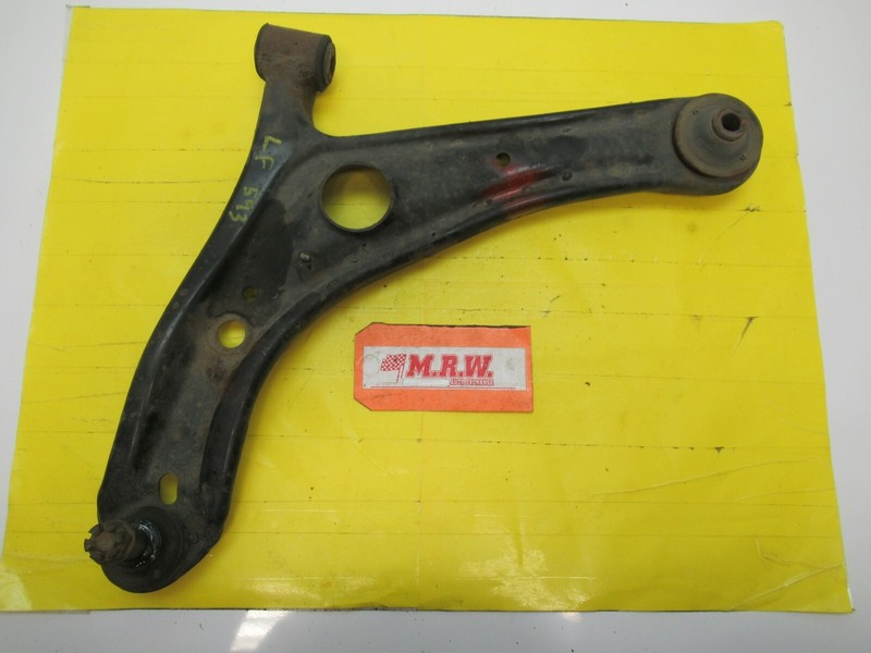 CONTROL ARM LEFT FRONT LOWER DRIVER BUSHING LF for MR2 SPYDER SCION xA xB 03 04
