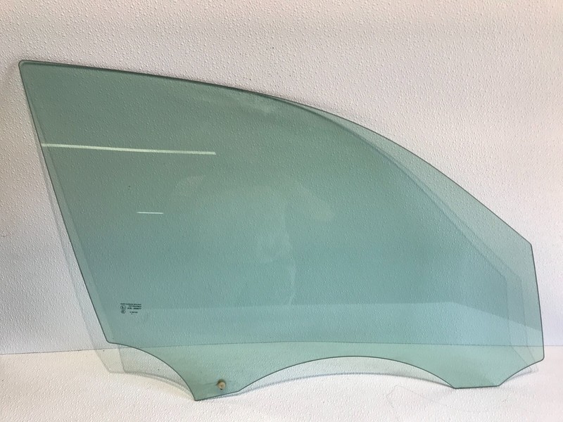 2004 - 2005 Jaguar XJ8 XJ8L XJR Passenger Right Front Door Window Glass OEM