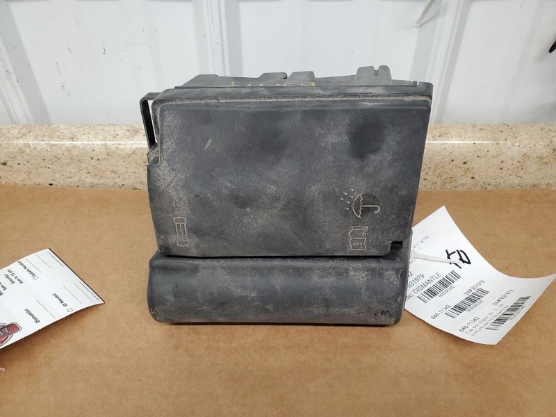 Fuse Box Engine Fits 15-18 JETTA 295342