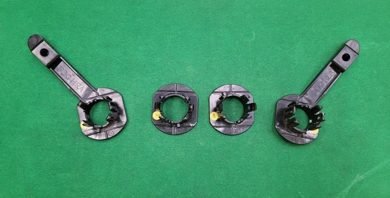 2016 - 2018 BMW 328i 320i Series Rear Bumper Parking Sensor Holder Brackets OEM