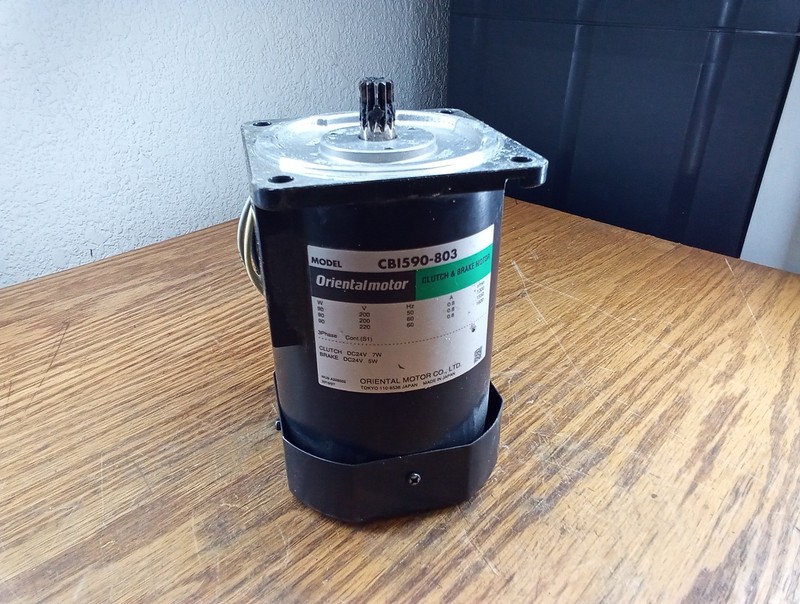 Oriental Motors Clutch & Brake Motor Cab1590-803 3 Phase