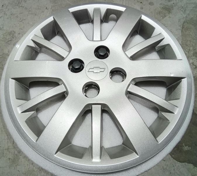 2009-2010 Chevrolet Cobalt 3285 Wheel cover 15" Hubcap 12 Spoke Silver 9598604