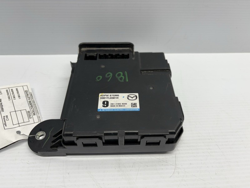 21 22 23 MAZDA CX-5 Network Gateway Module ID# KDPW67GM0