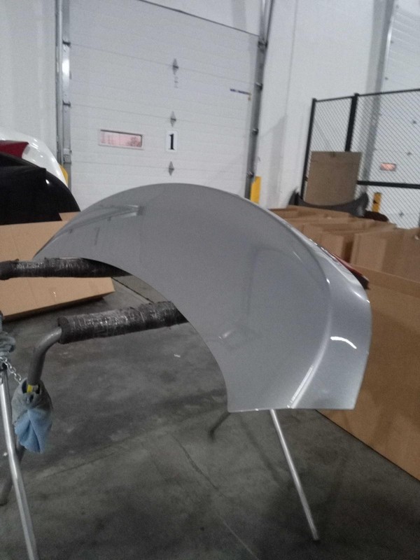 2014 Hyundai Elantra OEM Grey Deck Lid Trunk Lid 102k Miles NJ25-24740-623113