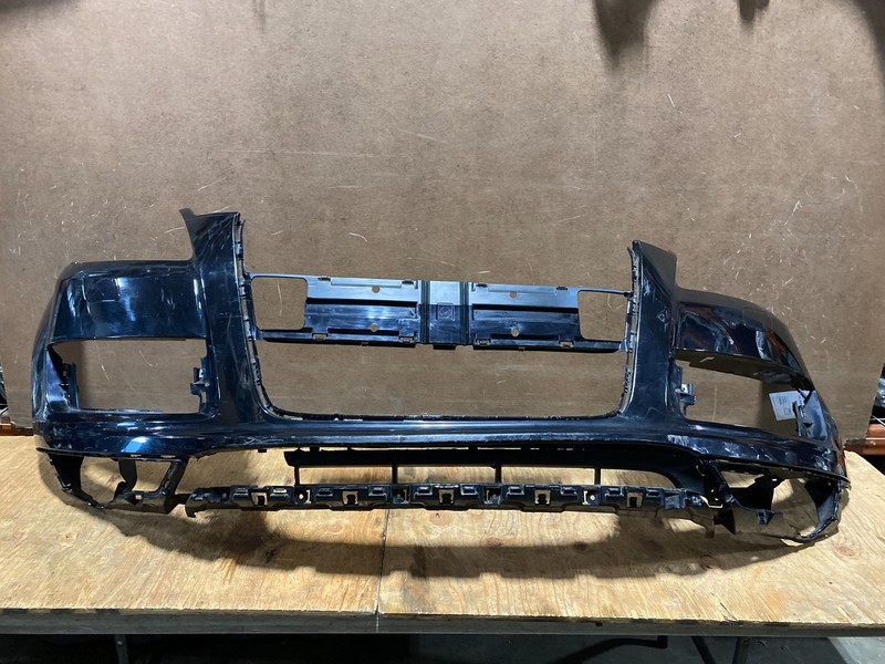 2010 to 2015 Audi Q7 Front Bumper Cover Y9758 PS