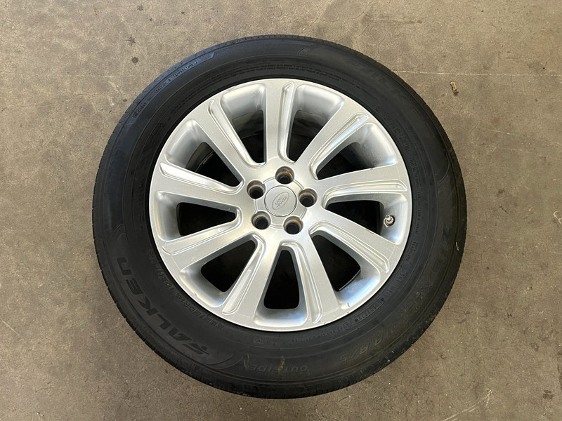 ⭐2015-2019 LAND ROVER DISCOVERY SPORT WHEEL RIM TIRE 235/60/18 8X18 OEM LOT2647
