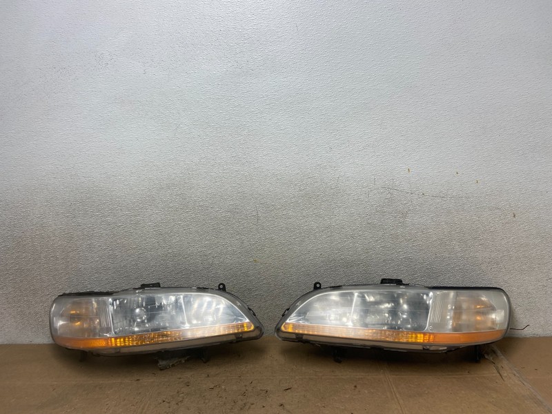 1998 to 2002 Honda Accord Left+Right Set Side Headlights Y8350 DW