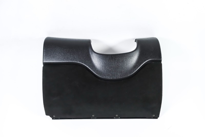 2004-2006 Pontiac GTO OEM LH Driver Lower Dash Knee Bolster Cover BLACK*USED*