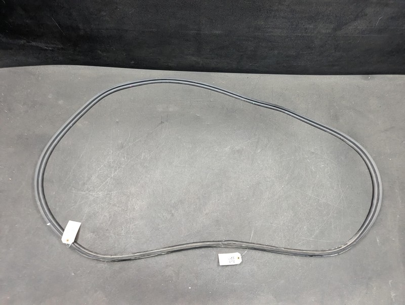 Tailgate Weatherstrip 2019 Mazda CX-5 KB7W-62-761 2017 2018 2020 2021