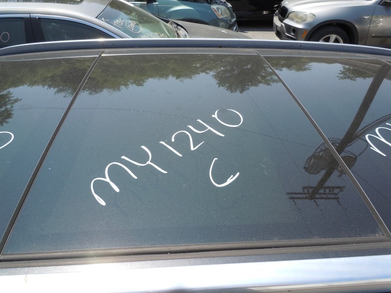 2007-2015 Audi Q7 Front Sun Roof Glass OEM