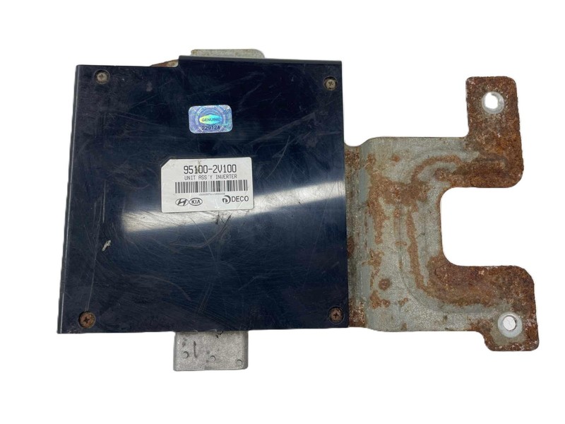 2012-2017 Hyundai Veloster Power 115V Inverter Module W/ Bracket 951002V100 OEM