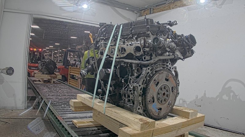 Used Engine Complete Assembly fits: 2011 Suzuki Kizashi 2.4L VIN 9 6th digit Gra