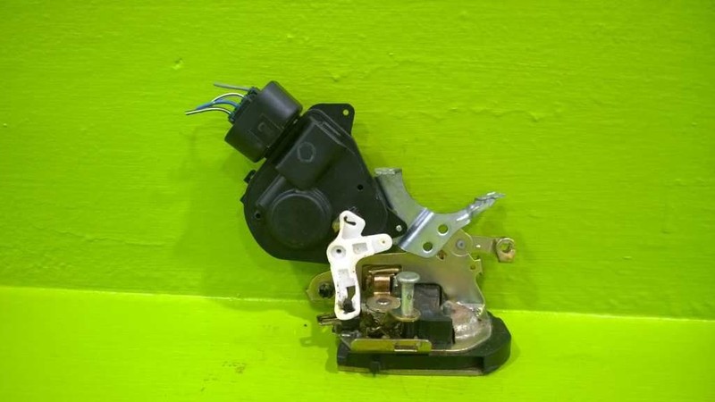 01-07 HIGHLANDER DRIVER LEFT REAR DOOR LOCK LATCH ACTUATOR OEM 2820-32