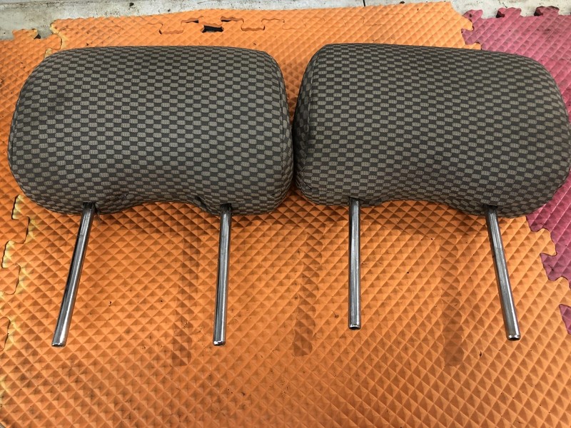 01-04 Nissan Frontier Front Headrest Set Oem Tested 01 02 03 04