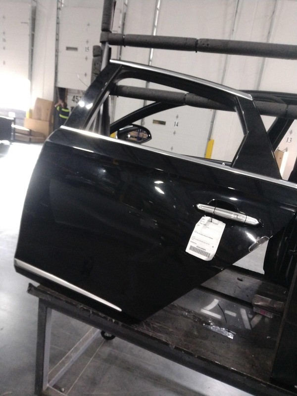 2019 Cadillac XTS Left Rear Door Black 108179 Used 118K Miles OEM