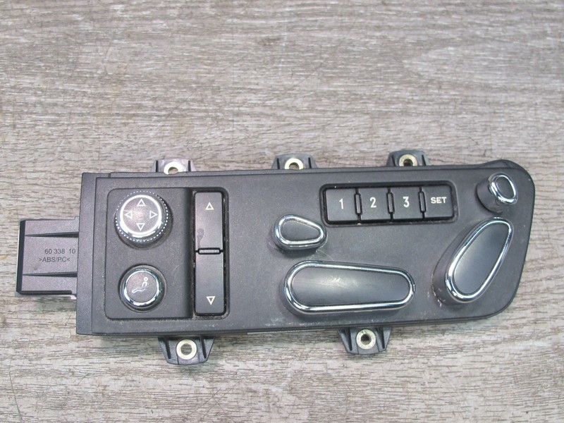 2006-2012 BENTLEY CONTINENTAL FLYING SPUR FRONT LEFT SEAT ADJUST CONTROLSWITCH